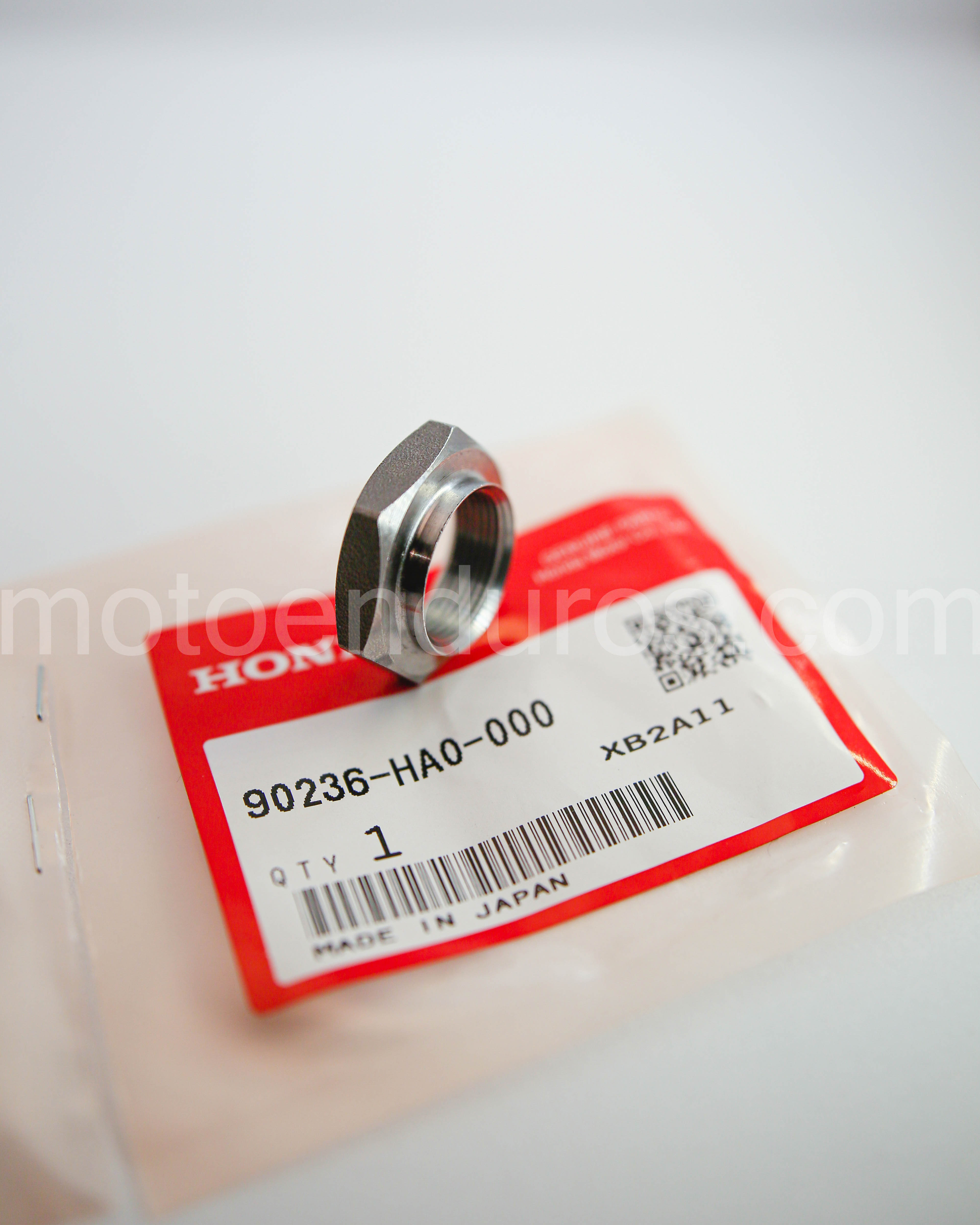 Genuine Honda Clutch Hub Lock Nut for TRX400 XR650L XR600R NX650 VLX600 XLV XRV